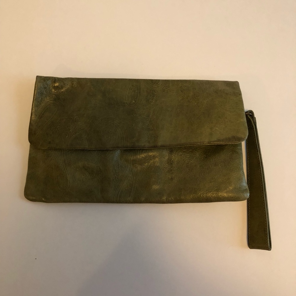 Green Hobo Wristlet